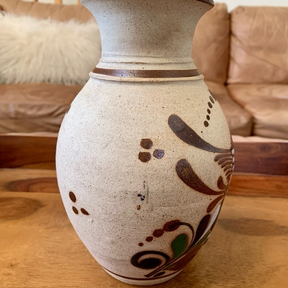 Hand Painted Mexican Pottery Vase Vintage - Picture 3 of 6